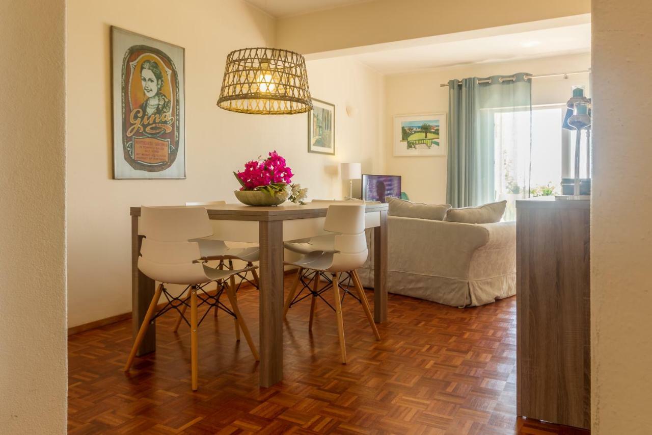 Chiquita Place, Luz 外观 照片